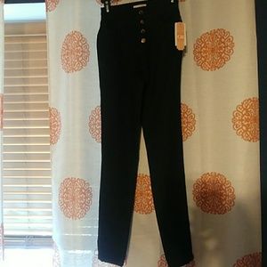 High waisted Gianni Bini jeans